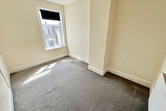 Cooper Road, Grimsby, DN32 3 bed terraced house for sale