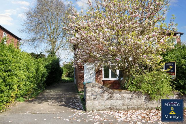 2 bedroom semi-detached house for sale
