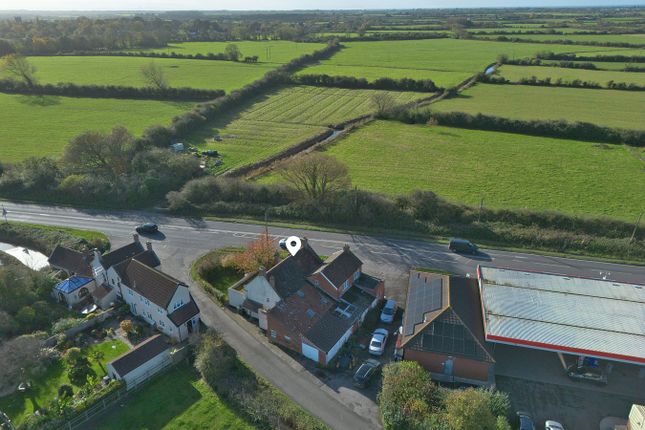 Stevens Lane, Lympsham... 4 bed cottage for sale