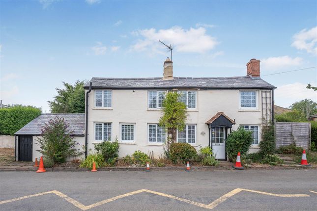 2 bedroom cottage for sale