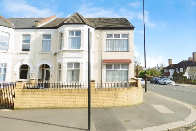 5 bedroom semi-detached house for sale