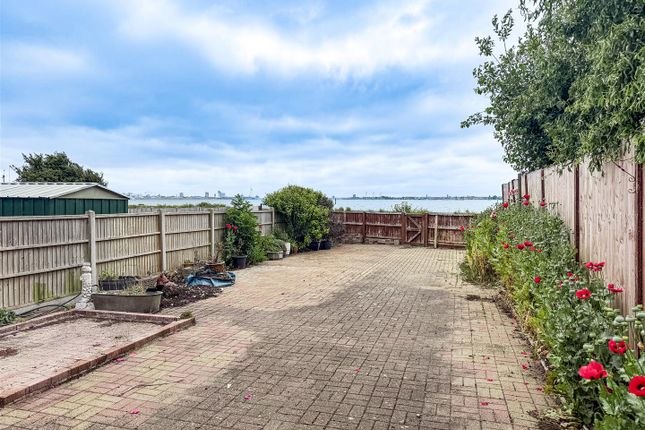 2 bedroom semi-detached bungalow for sale