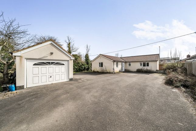 Wroughton, Costow, Swindon, SN4 2 bed detached bungalow for sale