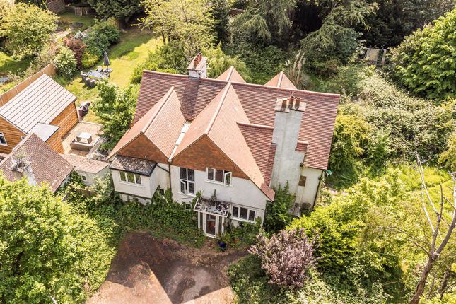 Lower Kingswood, Tadworth 5 bed detached house for sale