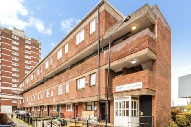 3 bedroom flat for sale