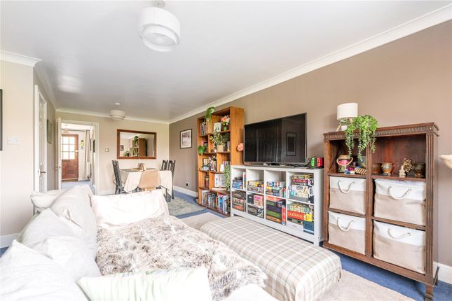 2 bedroom maisonette for sale