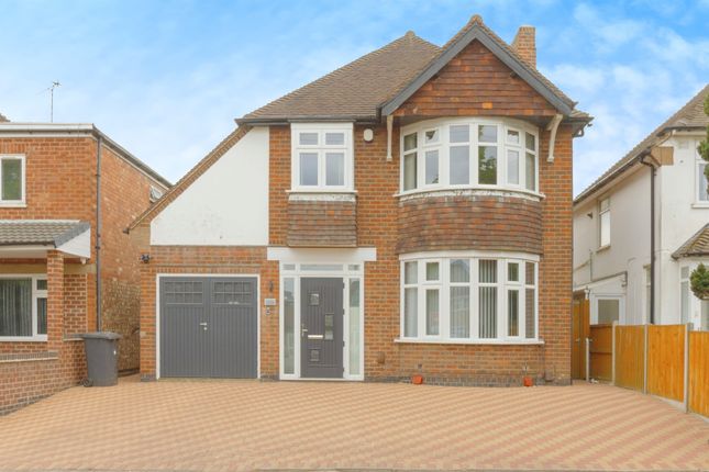 3 bed detached house