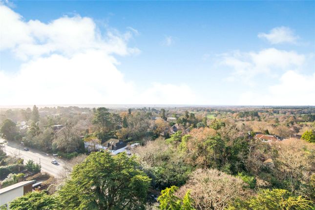 3 bedroom flat for sale