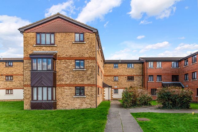 Birchwood Close, Morden SM4 2 bed apartment for sale