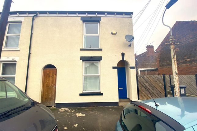 Folkestone Street, Hull 2 bed end of terrace house for sale