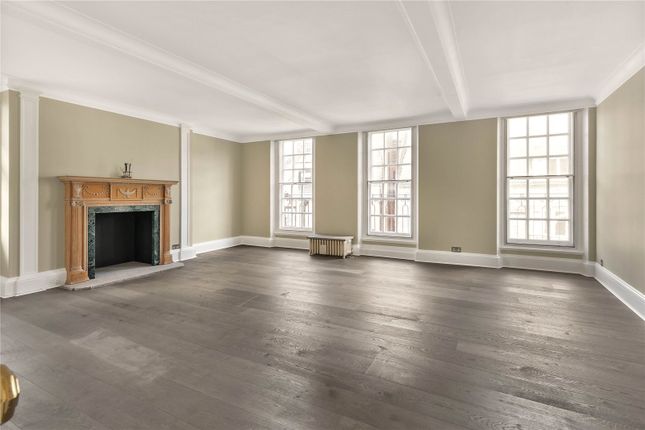 Mulberry Walk, Chelsea, London, SW3 2 bed apartment for sale