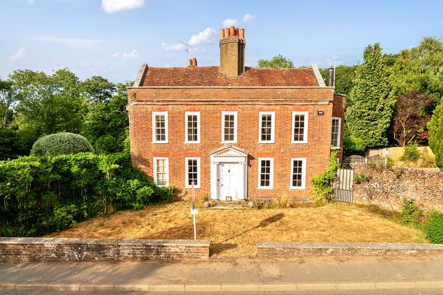 8 bedroom house for sale