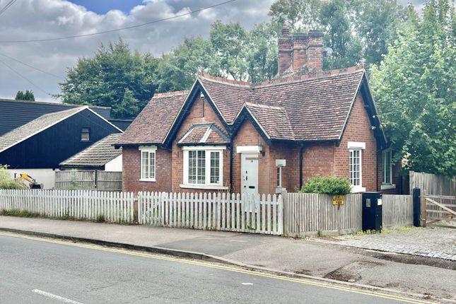 Weald Road, Brentwood CM14 2 bed detached bungalow for sale