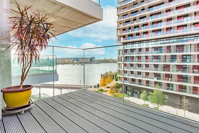 London E16 1 bed apartment for sale