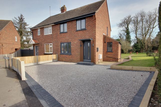 2 bedroom semi-detached house for sale
