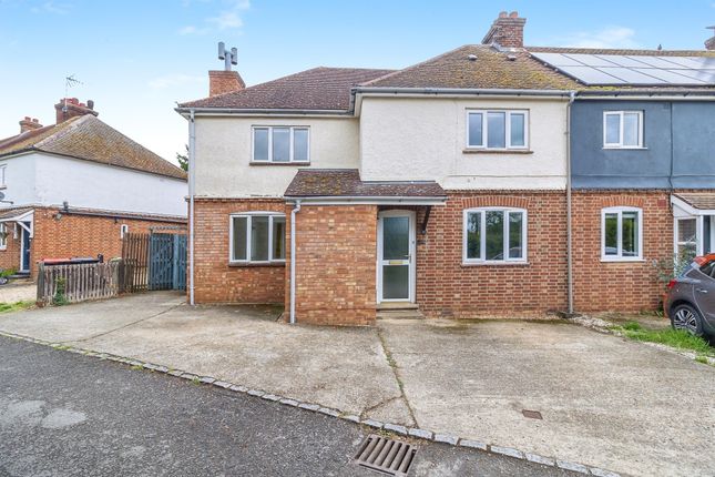 4 bedroom end of terrace house for sale