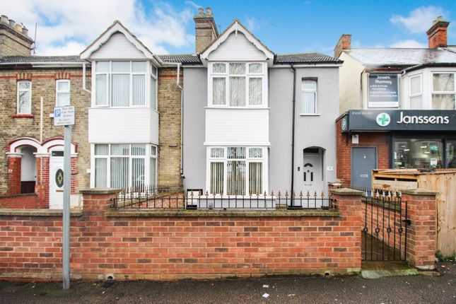 Ampthill Road, Bedford 4 bed end of terrace house for sale