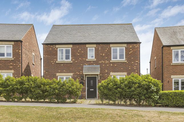 Izzard Road, Heyford Park, OX25 4 bed detached house for sale