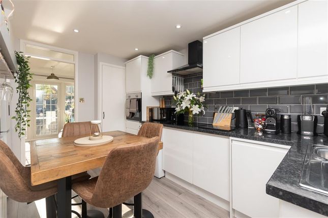 2 bed end terrace house