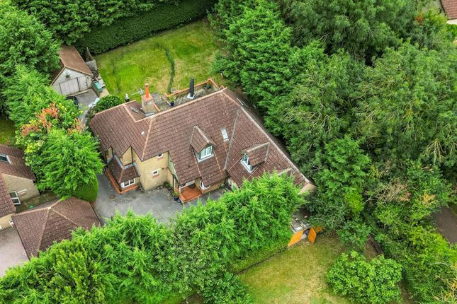 6 bed detached house