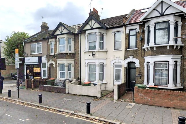 Prince Regent Lane, London, E13 1 bed flat for sale