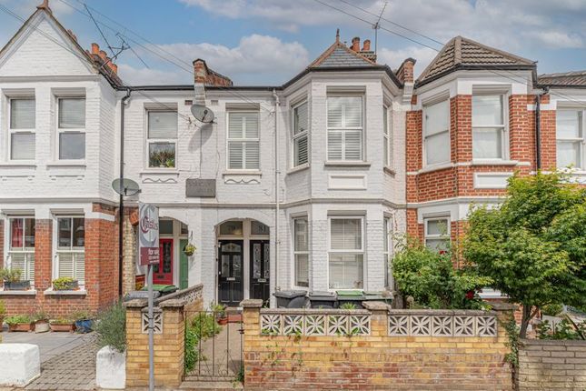 Lyndhurst Road, London, N22 3 bed maisonette for sale