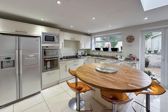 Valley Drive, Westdene, Brighton 3 bed semi
