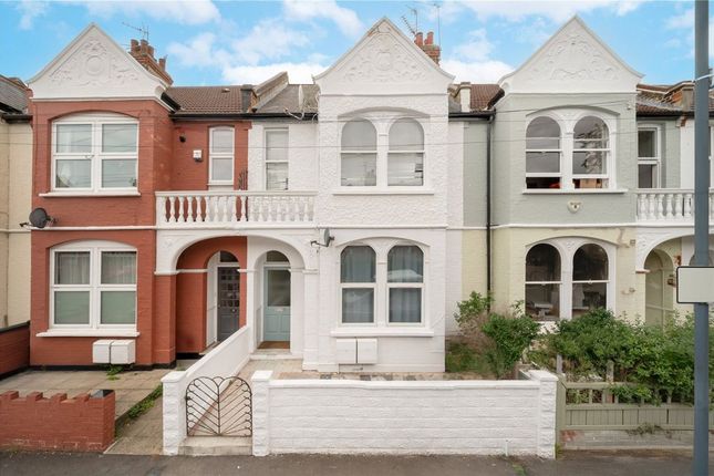 Linacre Road, London NW2 2 bed flat for sale