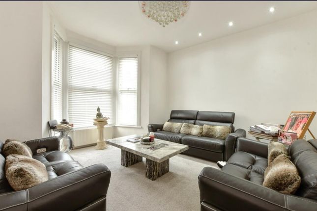 Dalkeith Road, Ilford, IG1 4 bed terraced house for sale