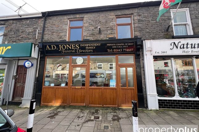 Terraced house for sale