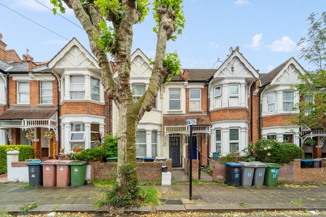 Kings Road, London NW10 3 bed terraced house for sale