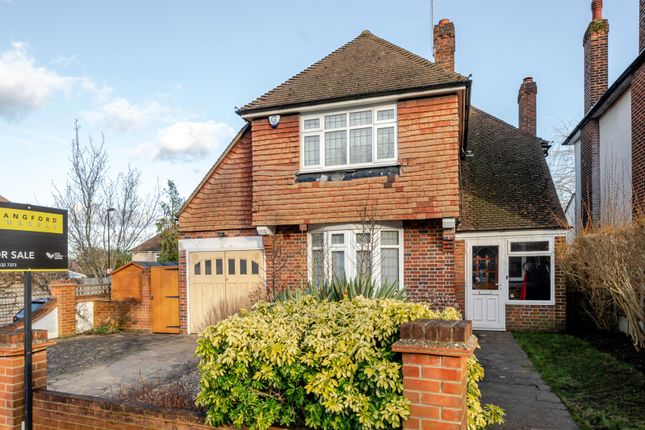 Greenway Gardens, Croydon 3 bed detached house for sale