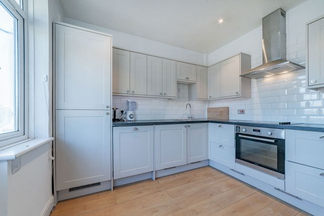 Cranleigh Close, South Croydon CR2 2 bed maisonette for sale