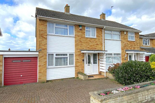 Grangeways Close, Northfleet, Gravesend 3 bed semi