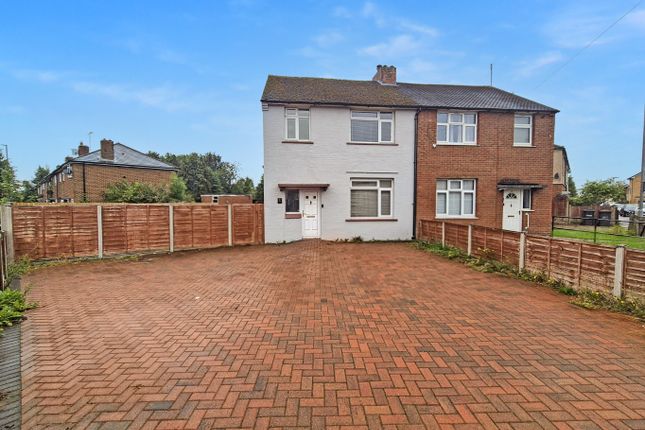 Tower Road, Luton, Bedfordshire, LU2 0JW 3 bed semi