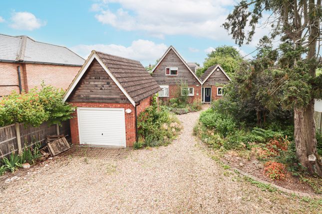 Penn Road, Park Street, St Albans, AL2 4 bed detached house for sale