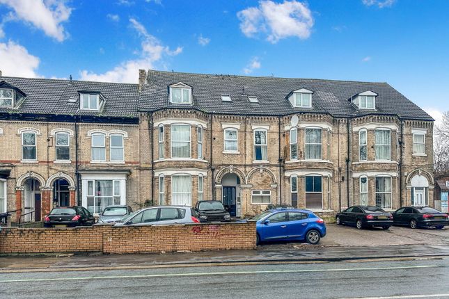 Kingston Upon Hull HU5 25 bed block of apartments for sale
