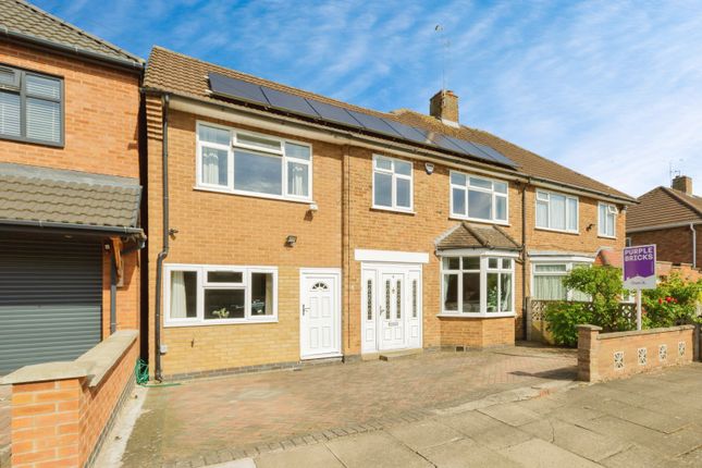 6 bedroom semi-detached house for sale