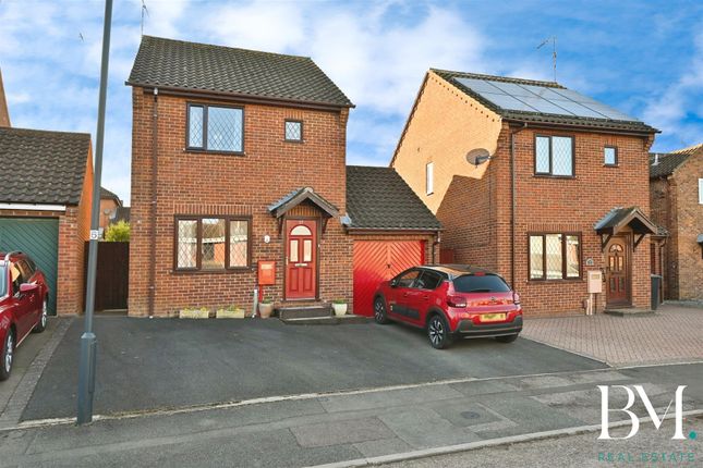 2 bedroom detached house for sale