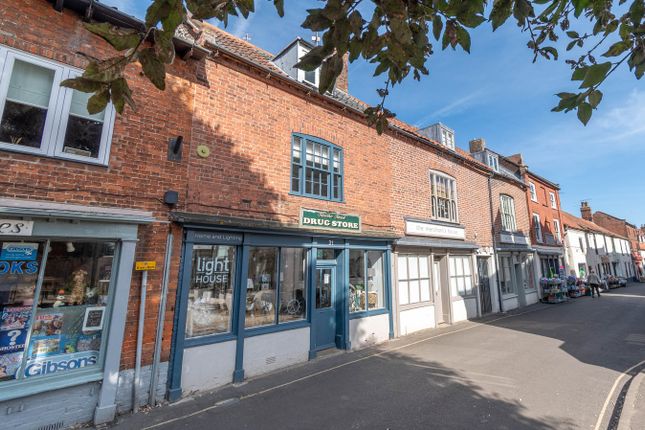1 bedroom cottage for sale
