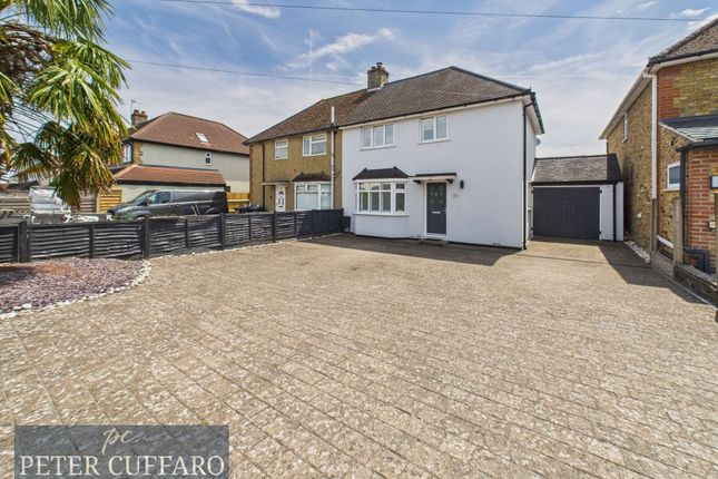 St. Margarets Road, Ware SG12 3 bed semi