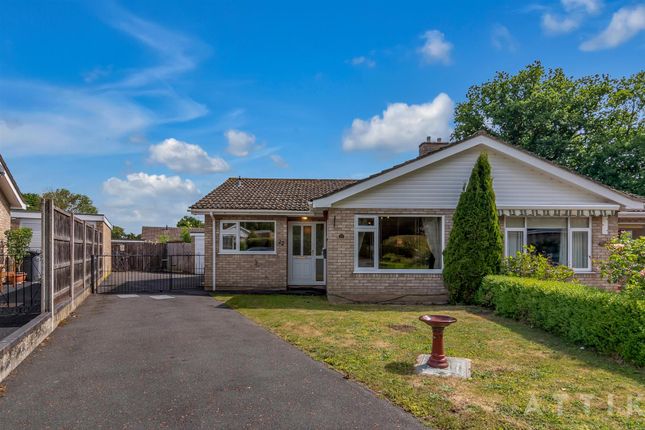 2 bedroom semi-detached bungalow for sale