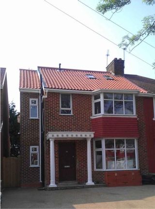 3 bed maisonette