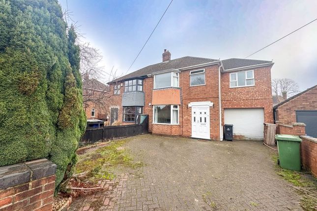ASHRIDGE DRIVE, CLEETHORPES 4 bed semi