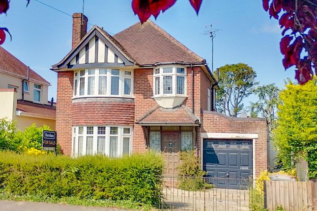 3 bed detached house
