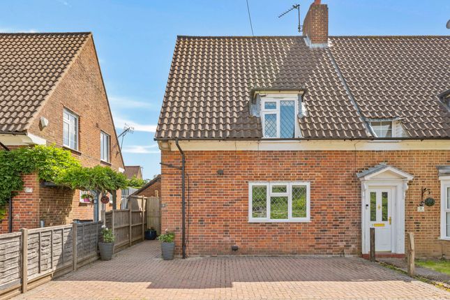 Howard Close, Walton on the Hill... 3 bed semi
