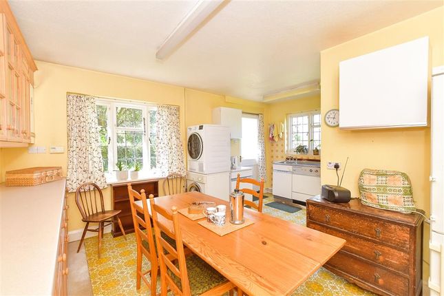 3 bed detached house