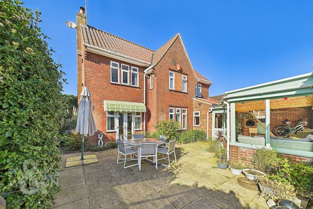 Salhouse Road, Rackheath, Norwich 4 bed detached house for sale