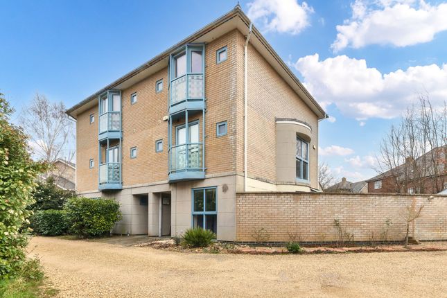 Hurdles Way, Cambridge CB22 4 bed end of terrace house for sale