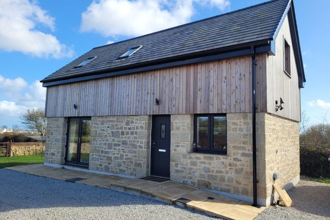 Brill, Constantine, Falmouth 2 bed barn conversion for sale